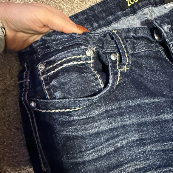 Women's ZCO Dark Wash Saddle Stitch Boot Cut Low Rise Jeans - Picture 7 of 10